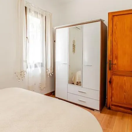 Apartment Phokaian Flat By The Sea Foca